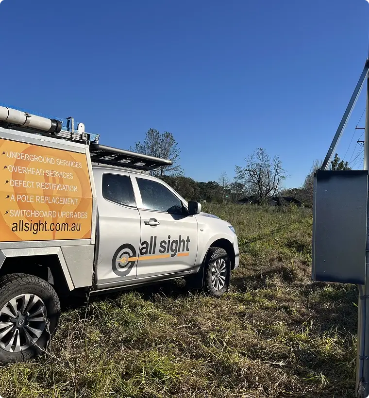 Temporary builder's supply pole installation